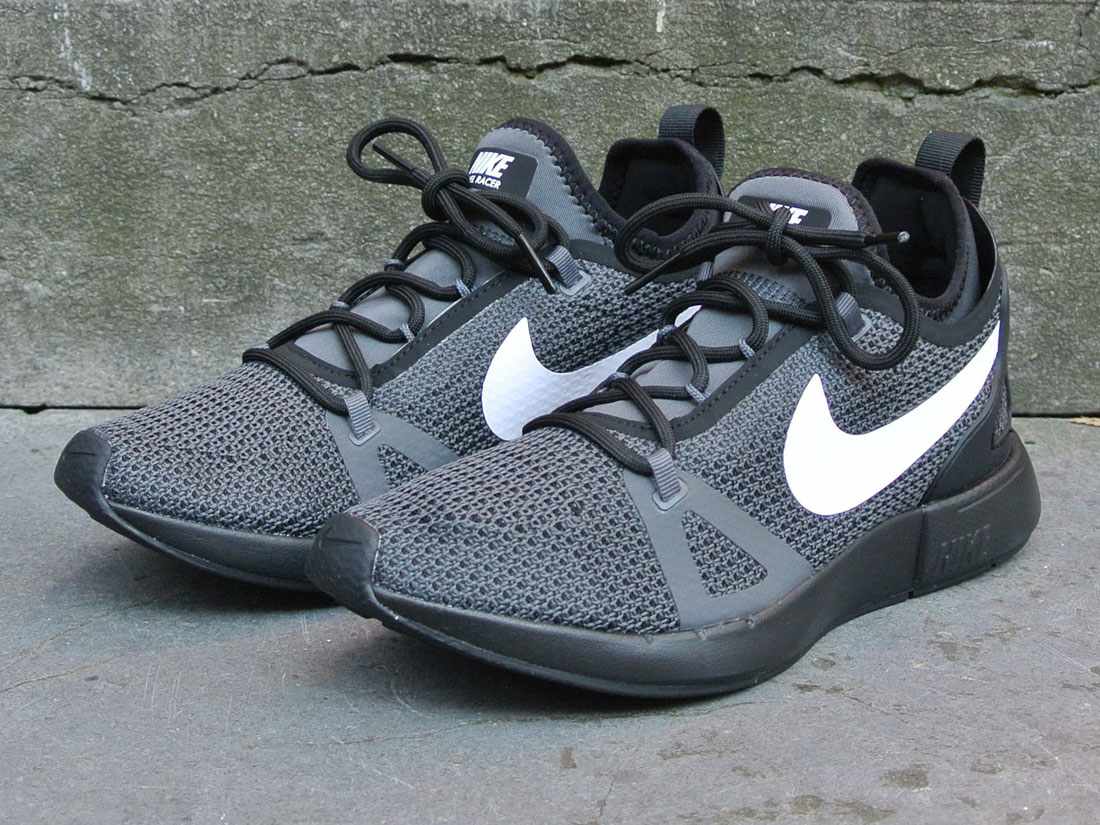 nike duel racer black